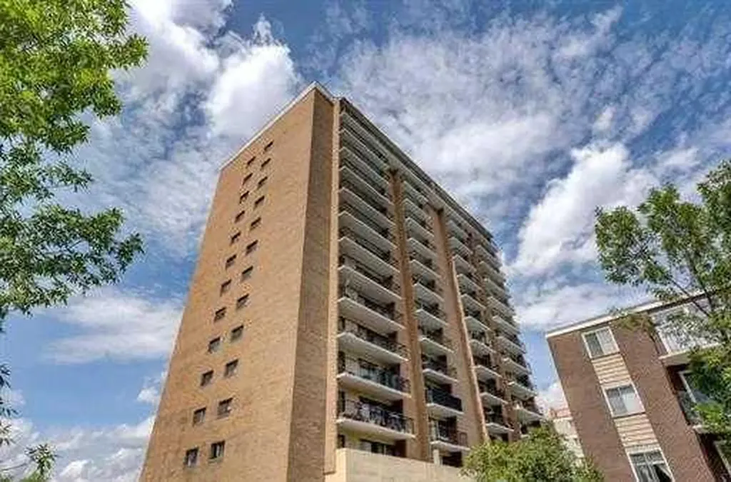 1330 15 Avenue SW Calgary AB T3C 3N7
