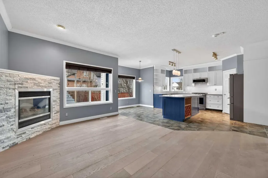 99 Evansbrooke Manor NW Calgary AB T2P 1C9