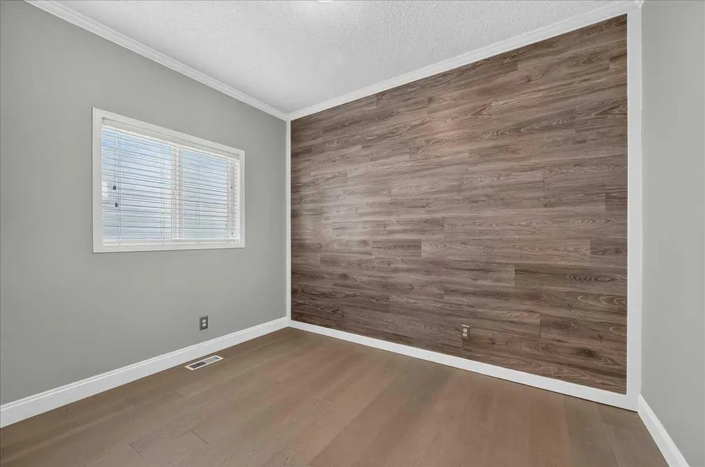 99 Evansbrooke Manor NW Calgary AB T2P 1C9
