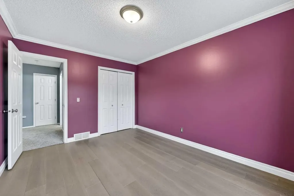 99 Evansbrooke Manor NW Calgary AB T2P 1C9