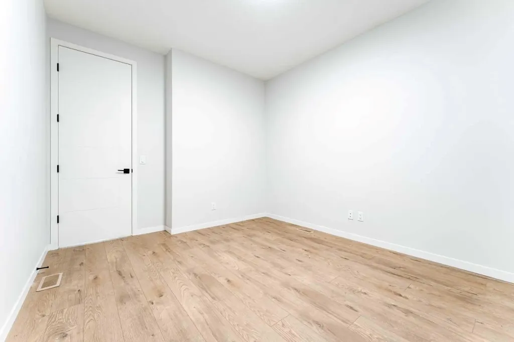 13 Calhoun Crescent NE Calgary AB T3P 1X8