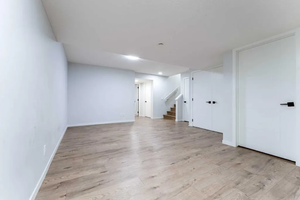 13 Calhoun Crescent NE Calgary AB T3P 1X8