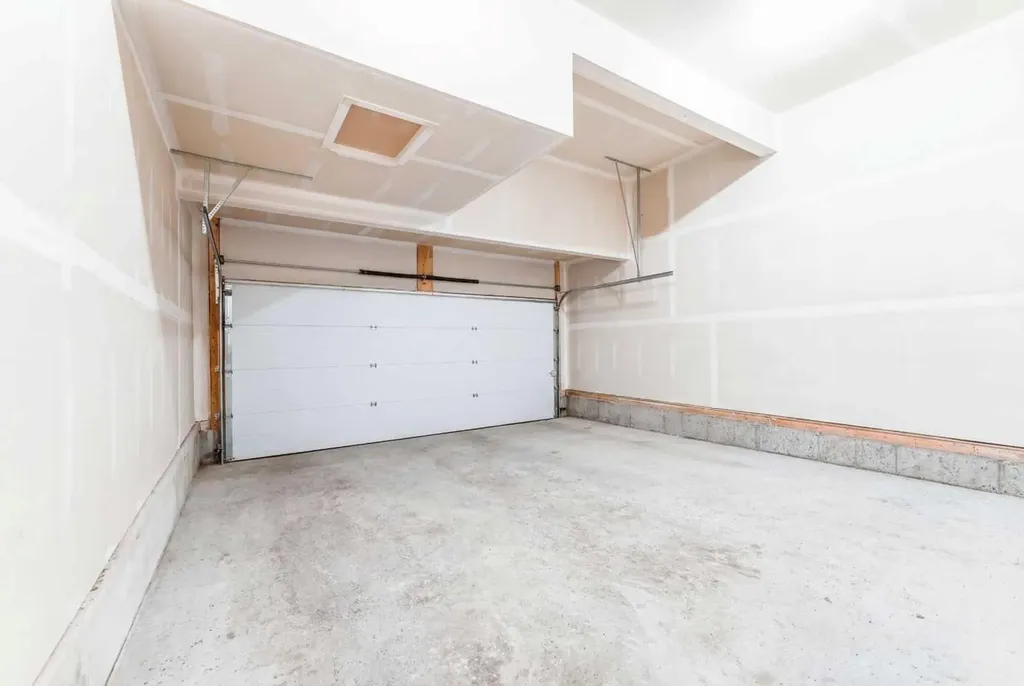 13 Calhoun Crescent NE Calgary AB T3P 1X8