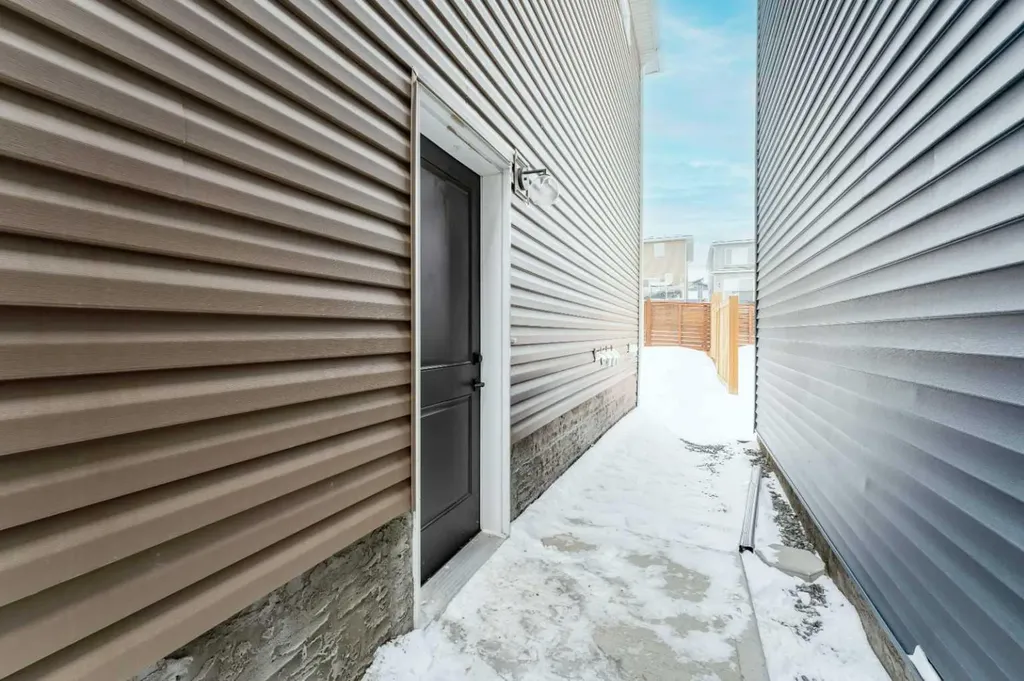 13 Calhoun Crescent NE Calgary AB T3P 1X8