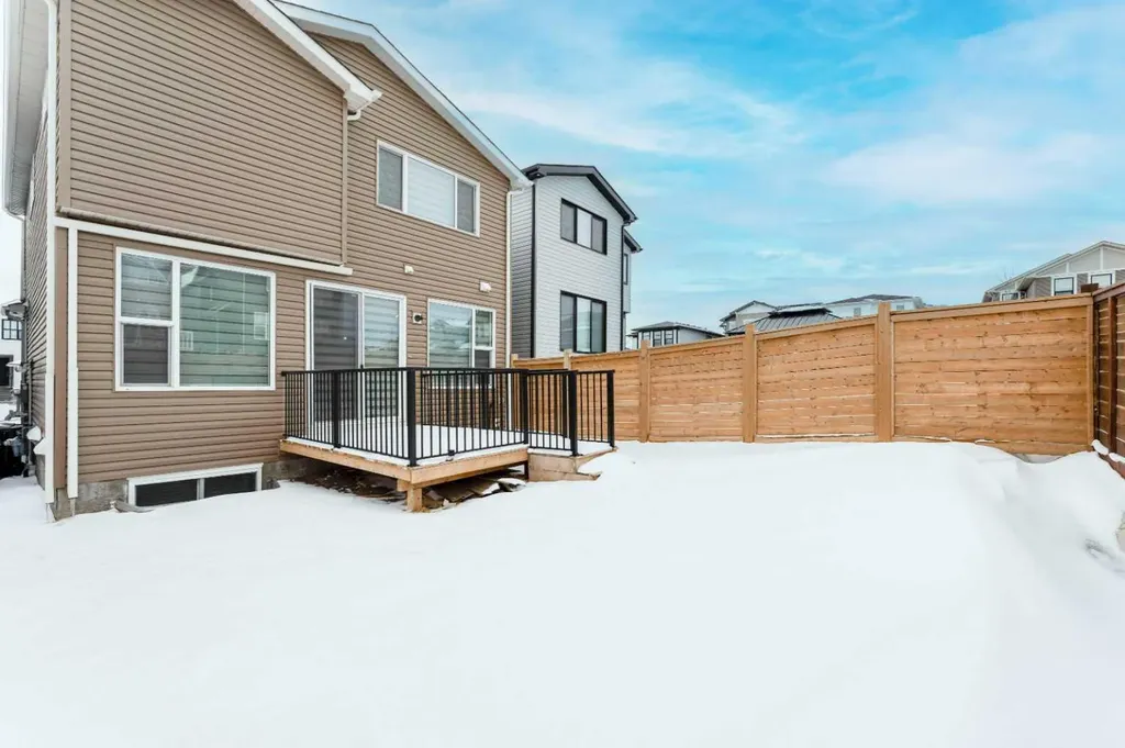 13 Calhoun Crescent NE Calgary AB T3P 1X8