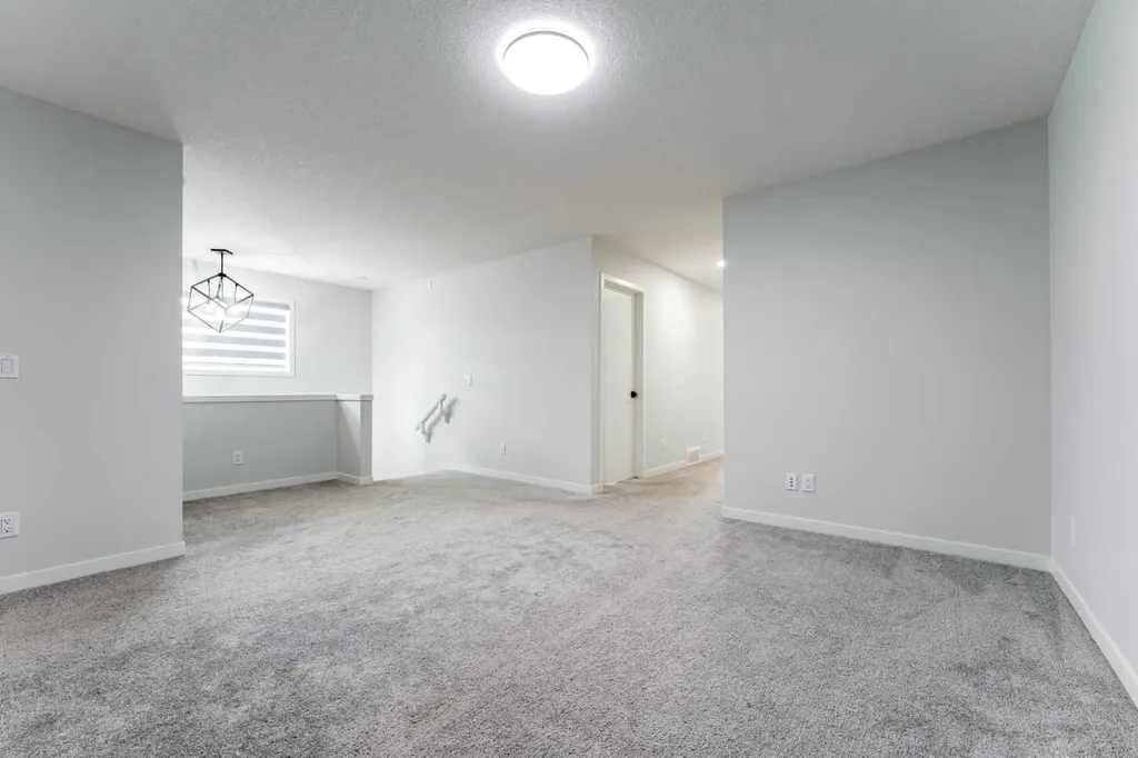13 Calhoun Crescent NE Calgary AB T3P 1X8