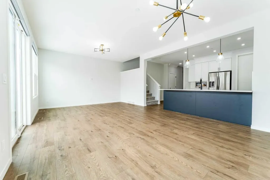 13 Calhoun Crescent NE Calgary AB T3P 1X8