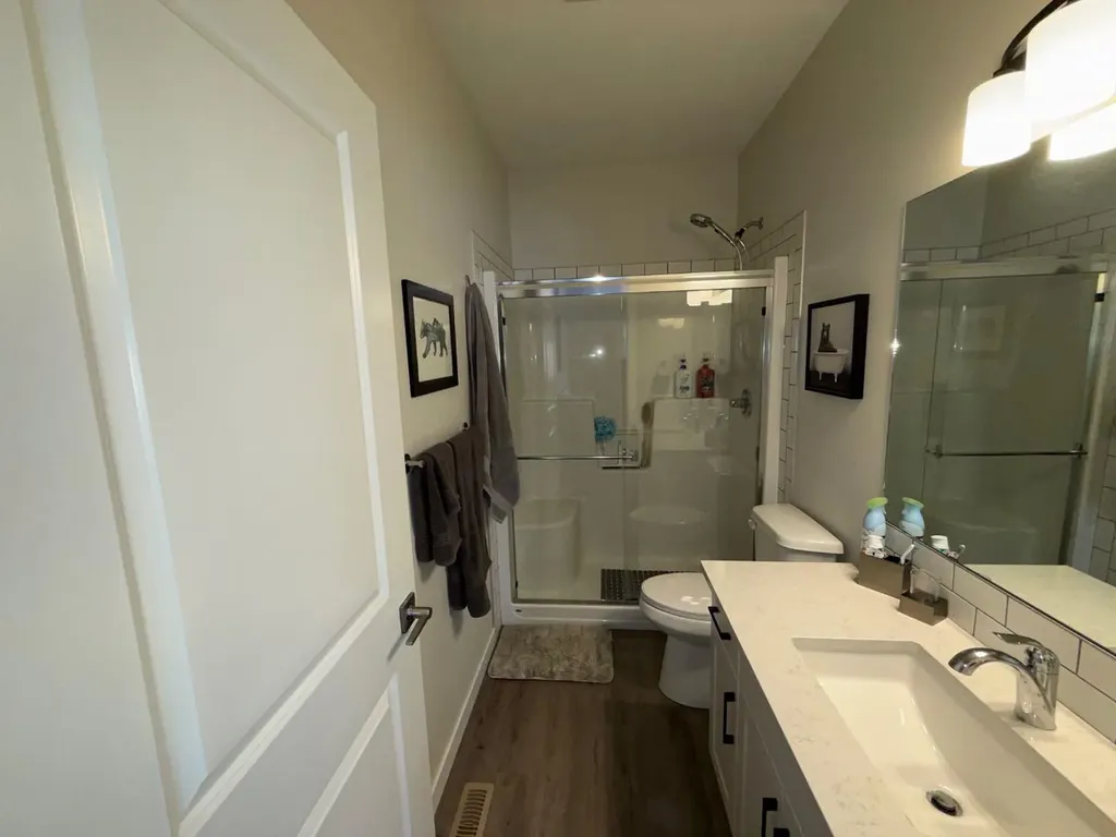 1940 Parkside Way Coaldale AB T1M 0G5