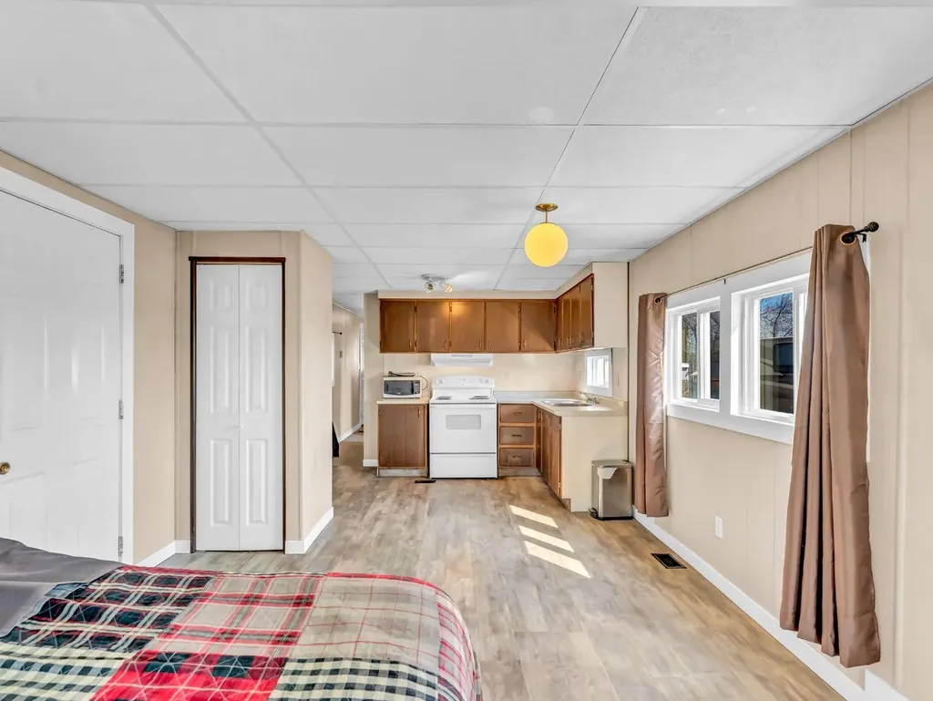 4000 13 Avenue SE Medicine Hat AB T1B1J3