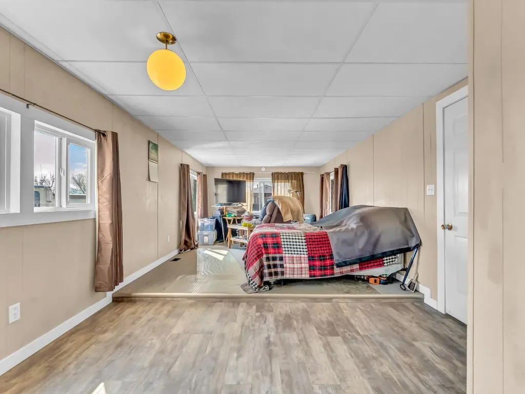 4000 13 Avenue SE Medicine Hat AB T1B1J3