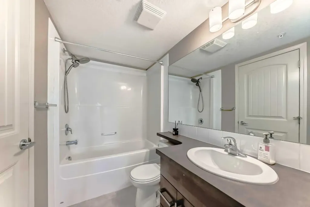 130 Panatella Street NW Calgary AB T3K 0Y6
