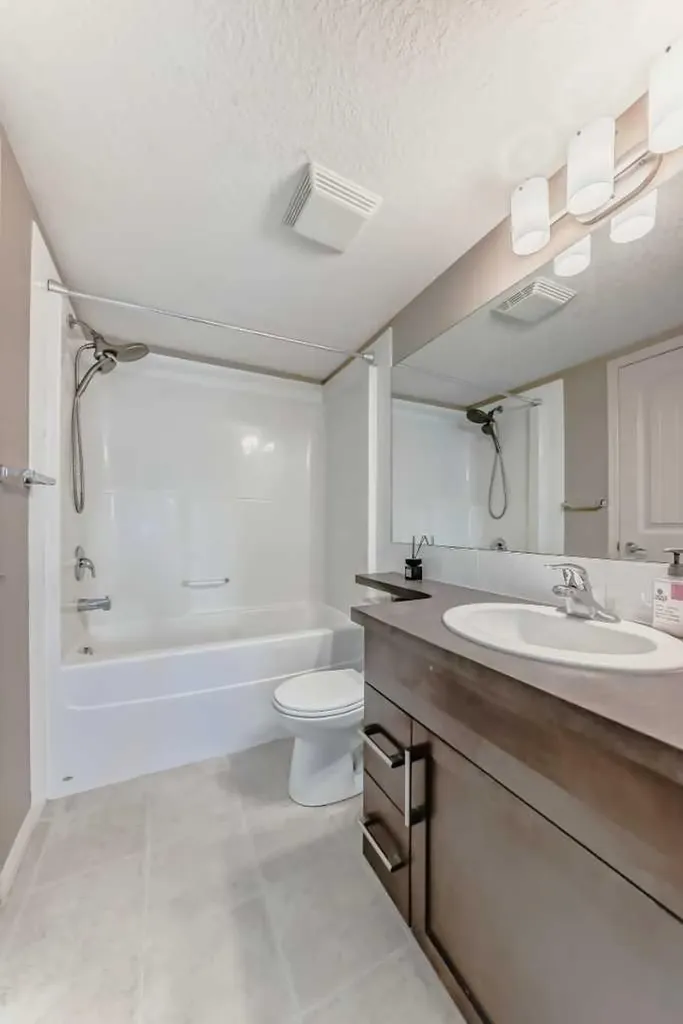 130 Panatella Street NW Calgary AB T3K 0Y6