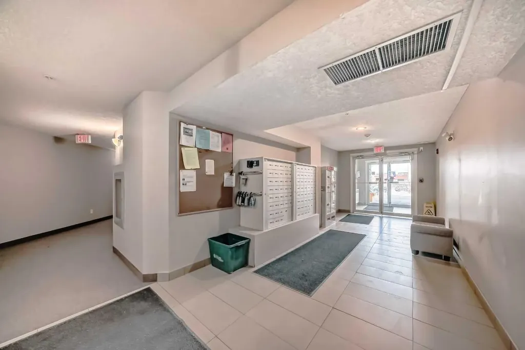 130 Panatella Street NW Calgary AB T3K 0Y6