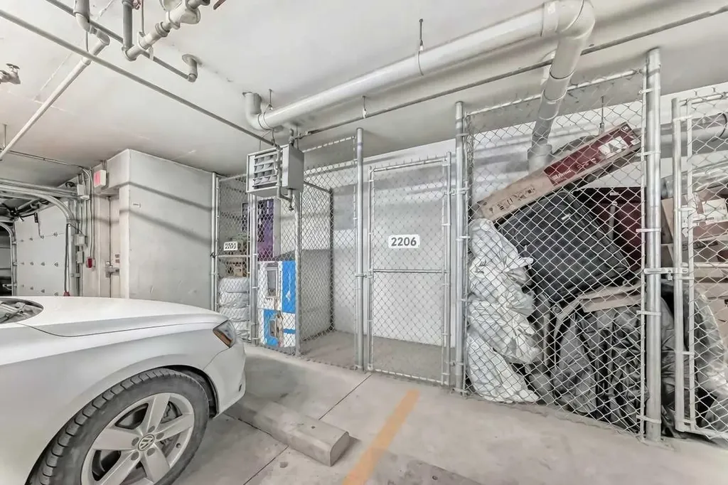 130 Panatella Street NW Calgary AB T3K 0Y6