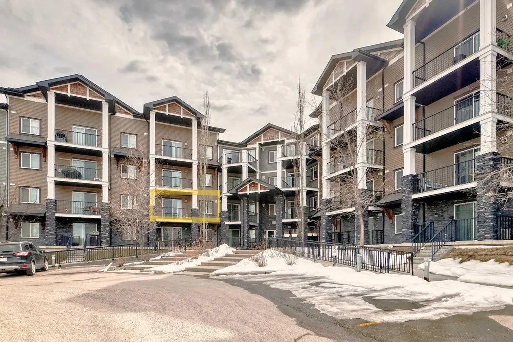 130 Panatella Street NW Calgary AB T3K 0Y6
