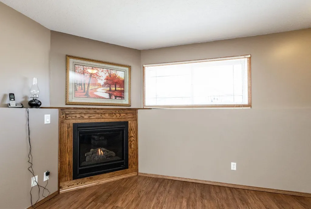 4406 54a Avenue Crescent Innisfail AB T4G1X5