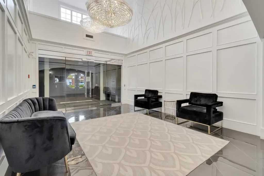 3320 3 Avenue NW Calgary AB T2N 0L9