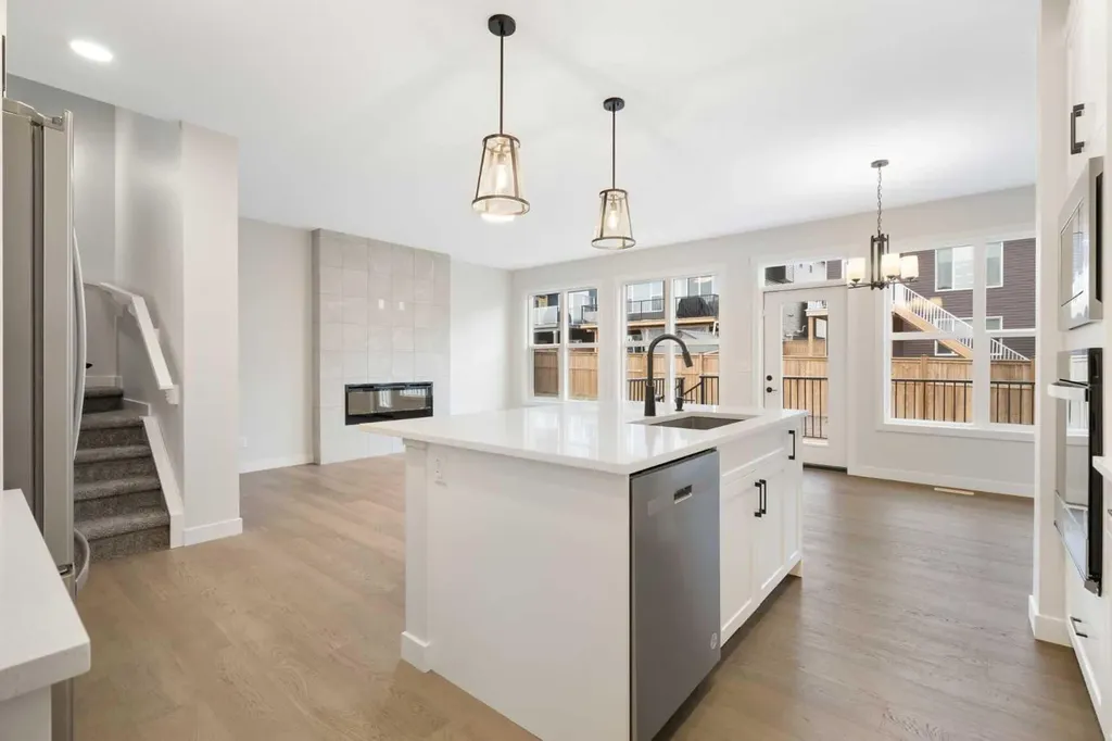 334 Rivercrest Road Cochrane AB T4C 3E9