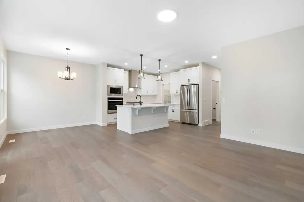 334 Rivercrest Road Cochrane AB T4C 3E9