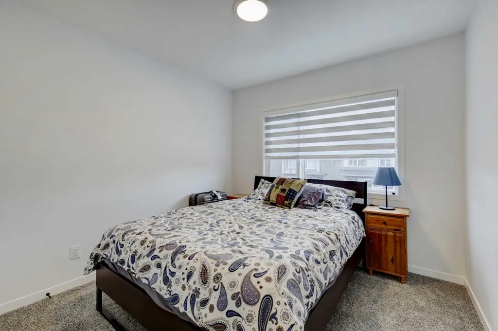 314 Midgrove Link SW Airdrie AB T4B5K8