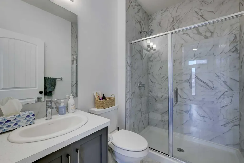 314 Midgrove Link SW Airdrie AB T4B5K8