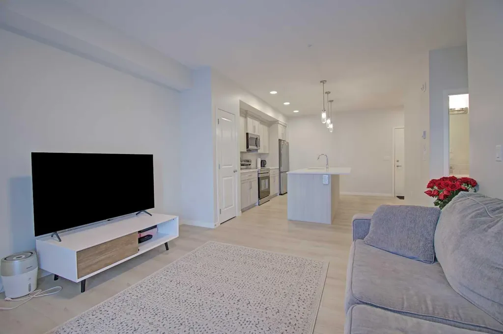 20295 Seton Way SE Calgary AB T3M 3Y9