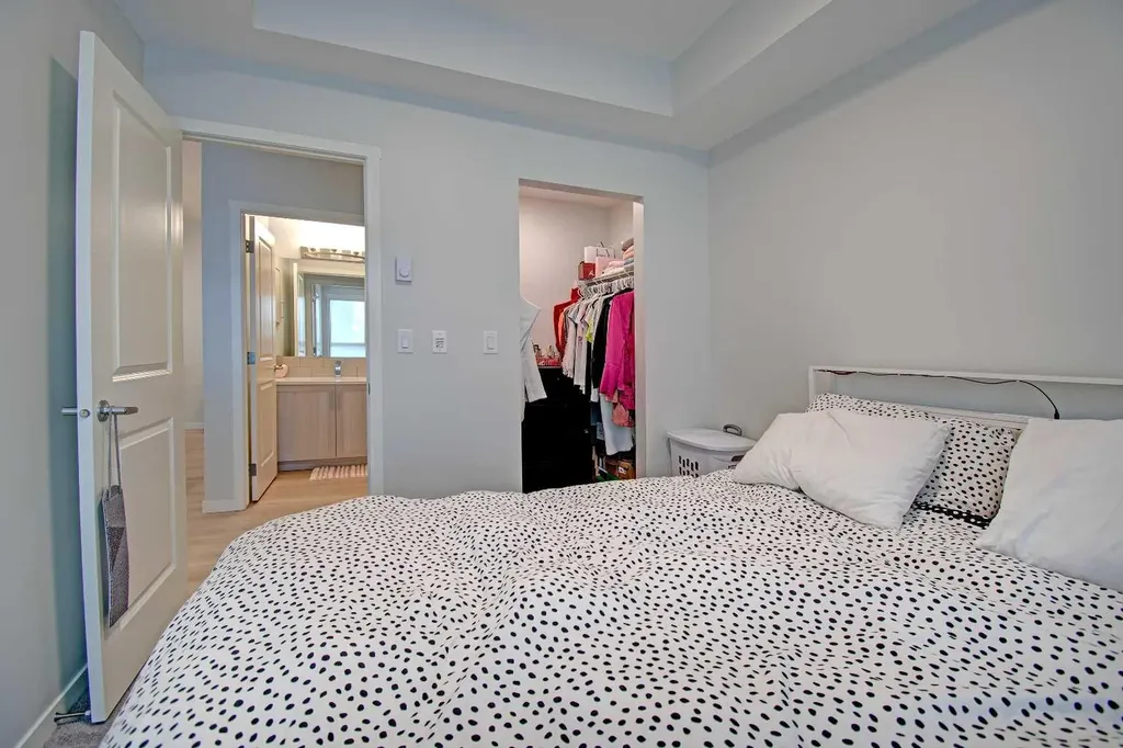 20295 Seton Way SE Calgary AB T3M 3Y9