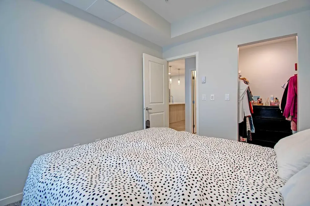 20295 Seton Way SE Calgary AB T3M 3Y9