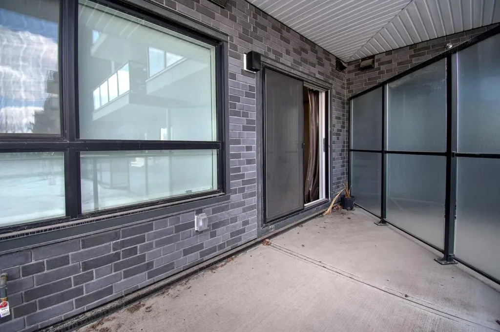 20295 Seton Way SE Calgary AB T3M 3Y9