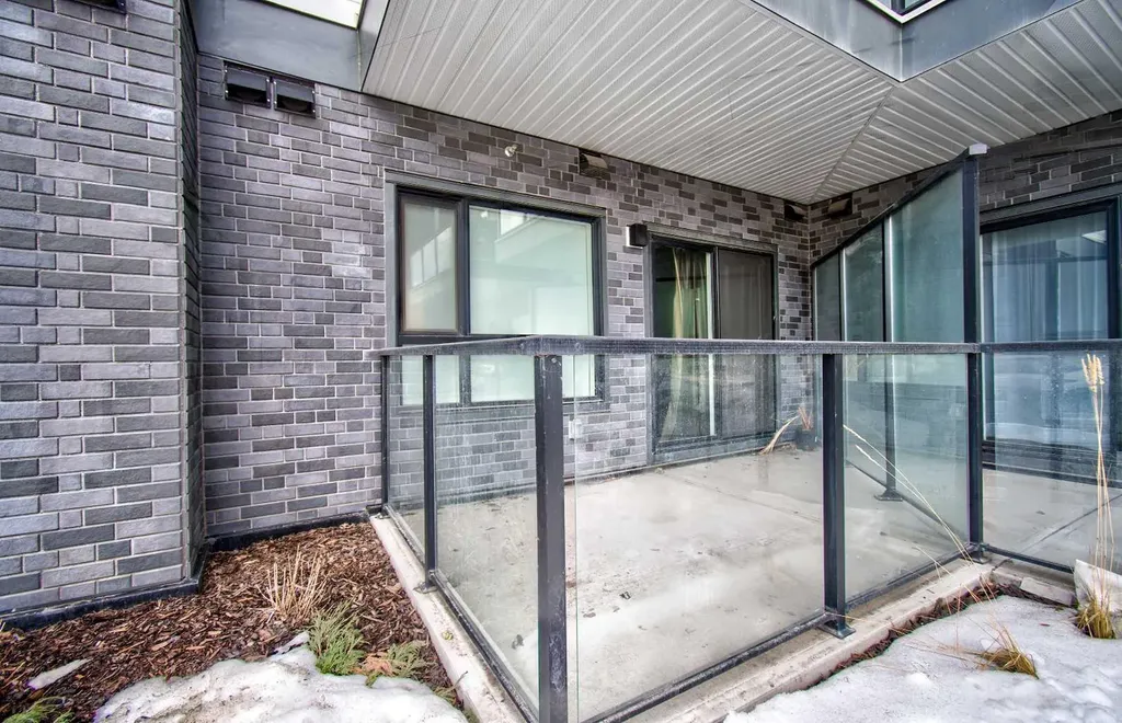 20295 Seton Way SE Calgary AB T3M 3Y9