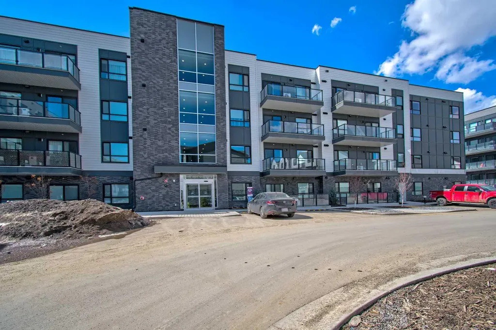20295 Seton Way SE Calgary AB T3M 3Y9