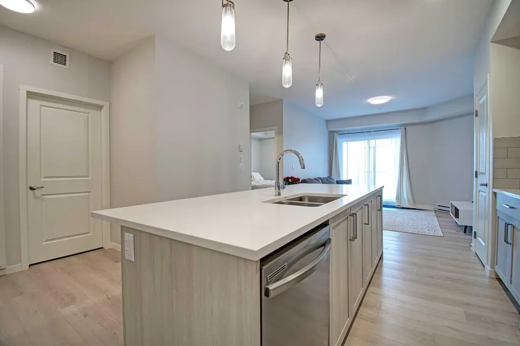 20295 Seton Way SE Calgary AB T3M 3Y9