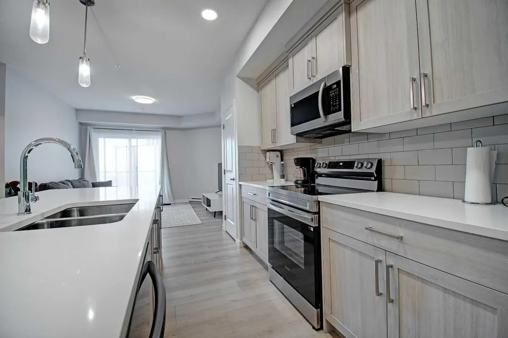 20295 Seton Way SE Calgary AB T3M 3Y9