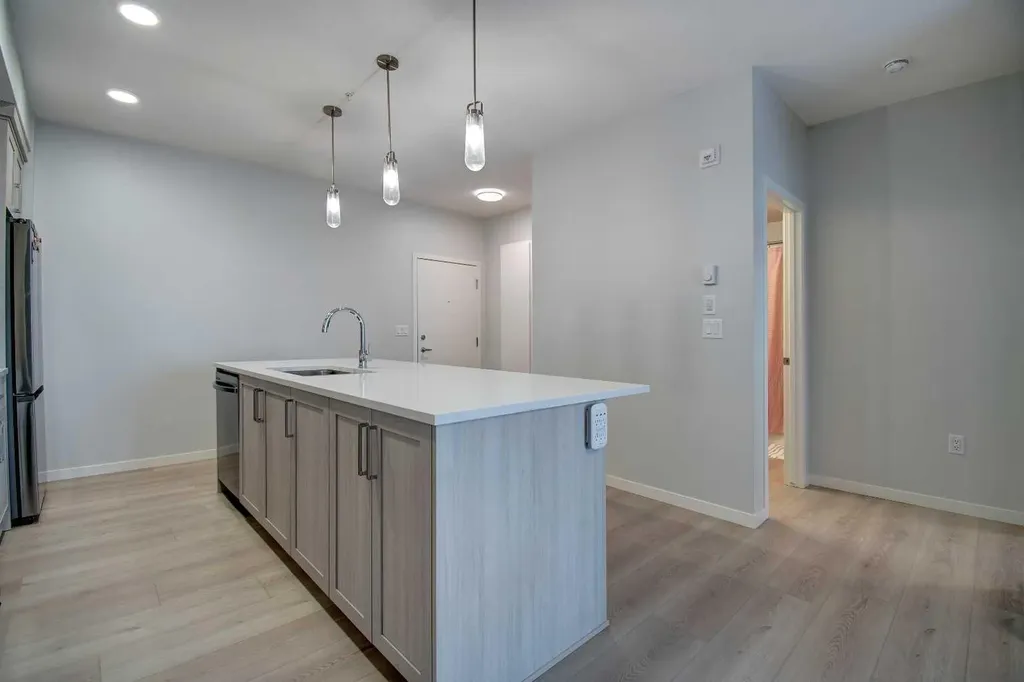20295 Seton Way SE Calgary AB T3M 3Y9
