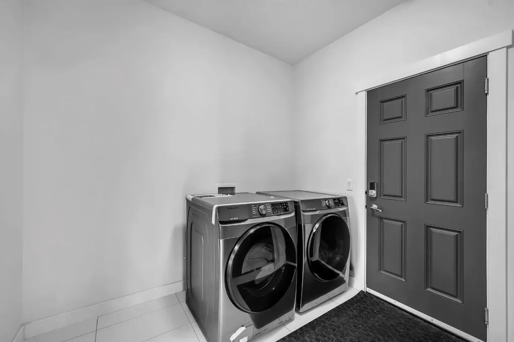 233 Cranarch Common SE Calgary AB T3M1M3