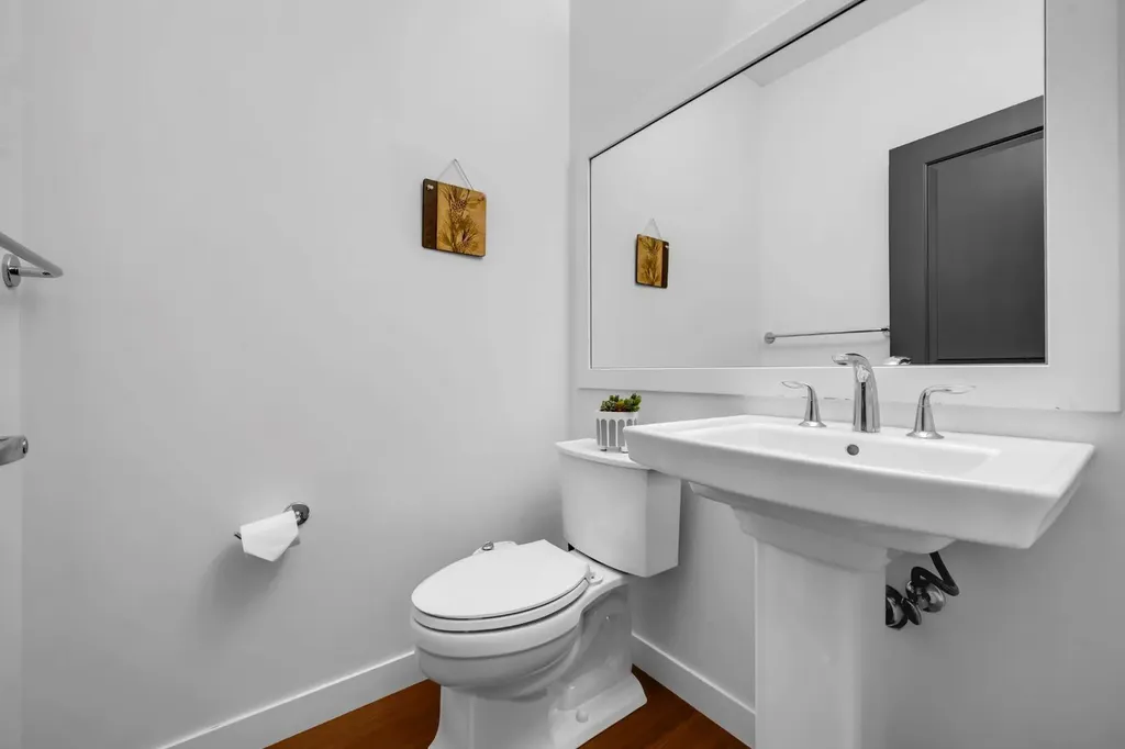 233 Cranarch Common SE Calgary AB T3M1M3