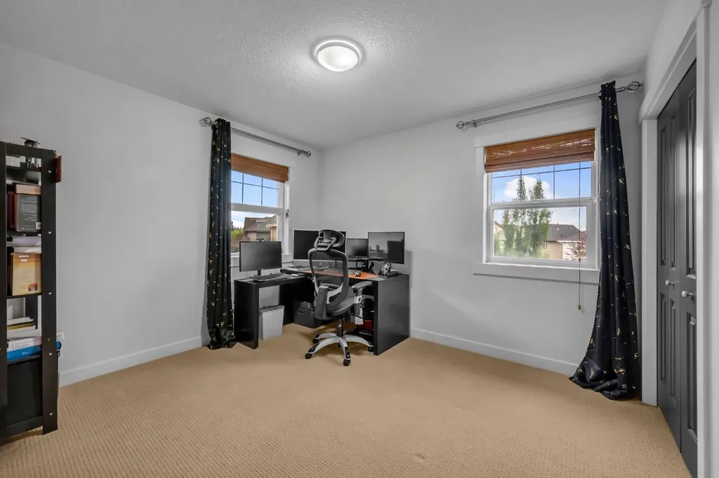 233 Cranarch Common SE Calgary AB T3M1M3