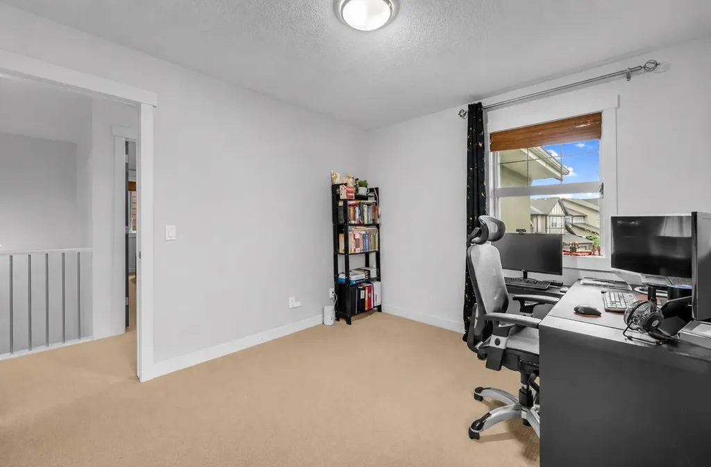 233 Cranarch Common SE Calgary AB T3M1M3