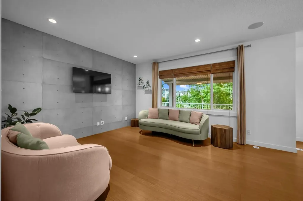 233 Cranarch Common SE Calgary AB T3M1M3