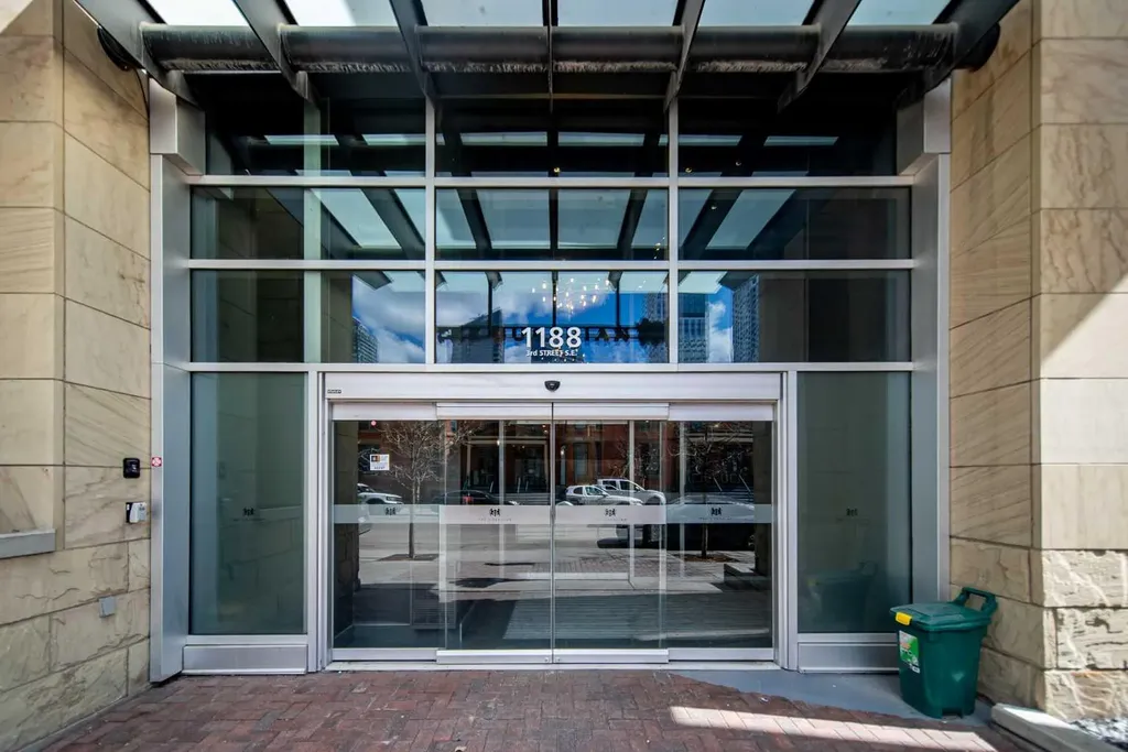 1188 3 Street SE Calgary AB T2G1H7