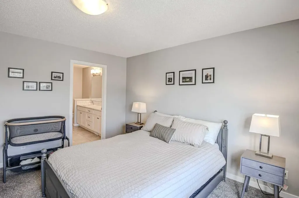 52 Masters Link SE Calgary AB T3M 2N2