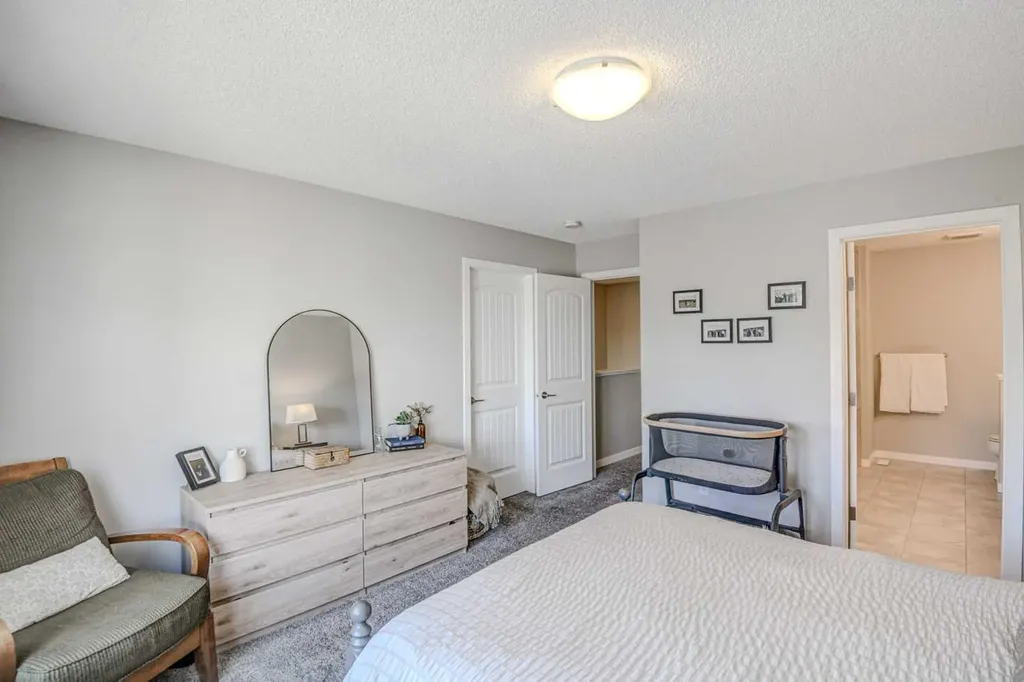 52 Masters Link SE Calgary AB T3M 2N2
