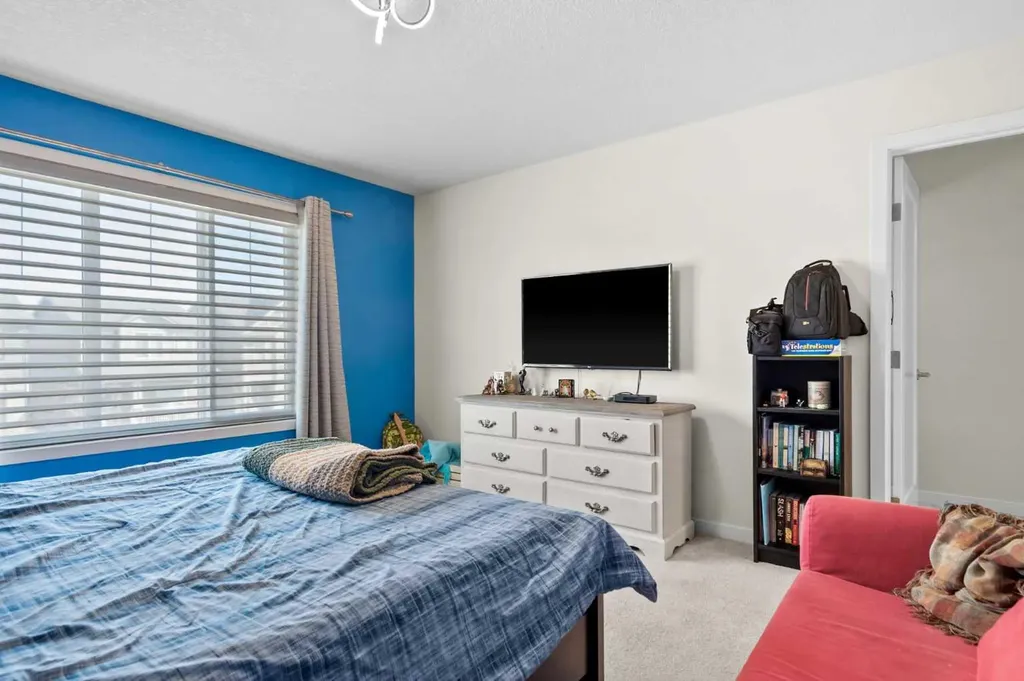 204 Walden Parade SE Calgary AB T2X 2A6