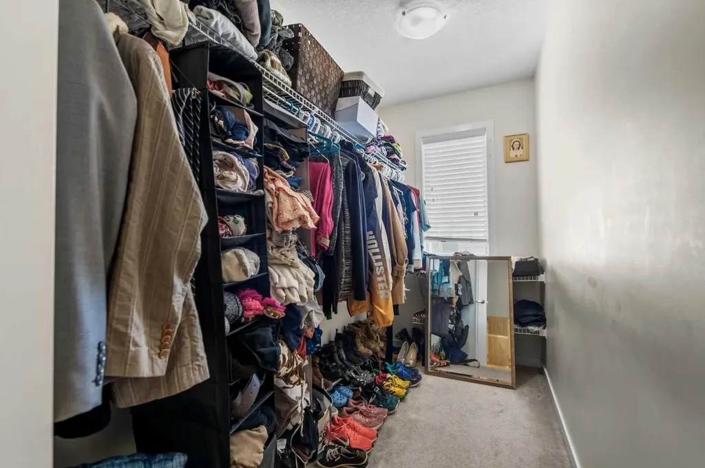 204 Walden Parade SE Calgary AB T2X 2A6