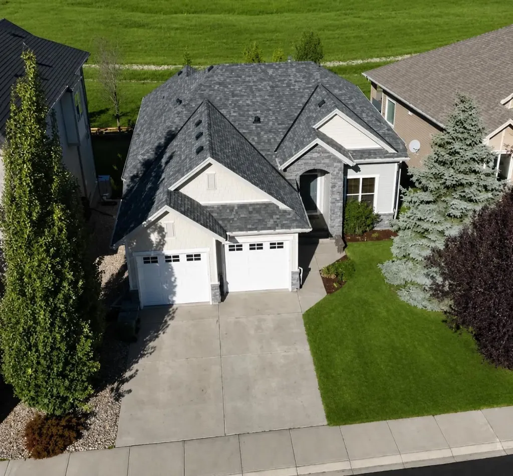 70 Muirfield Boulevard Lyalta AB T0J1Y1