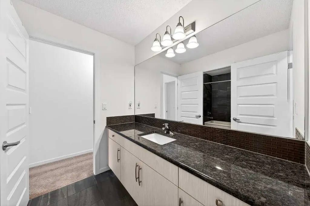 192 Cityspring Way NE Calgary AB t3n 1z9