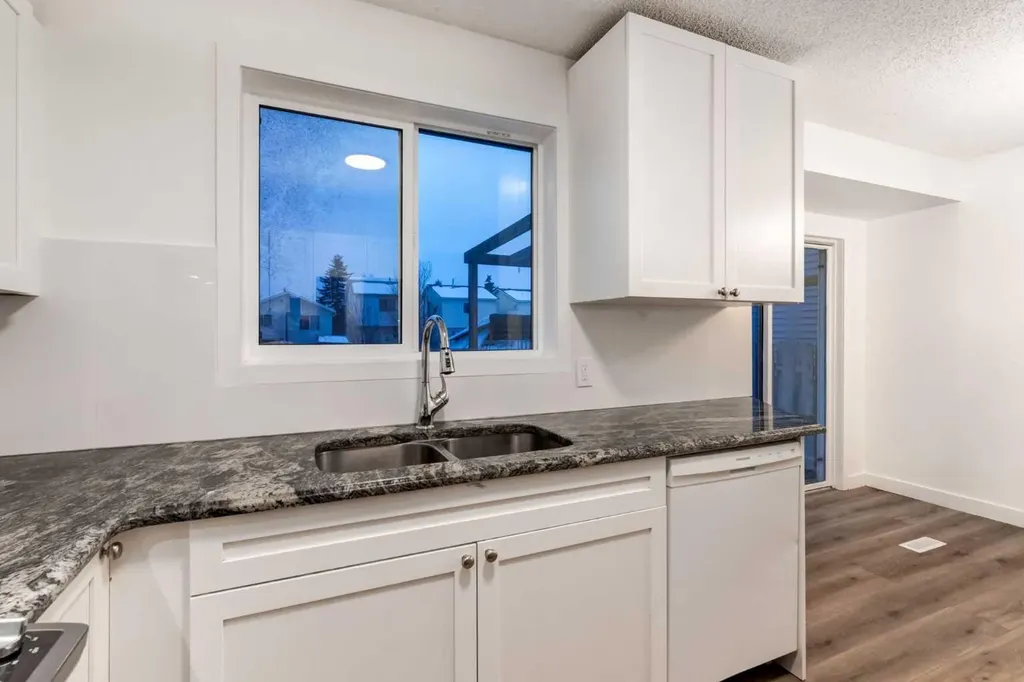 33 Martindale Court NE Calgary AB T3J 2V8