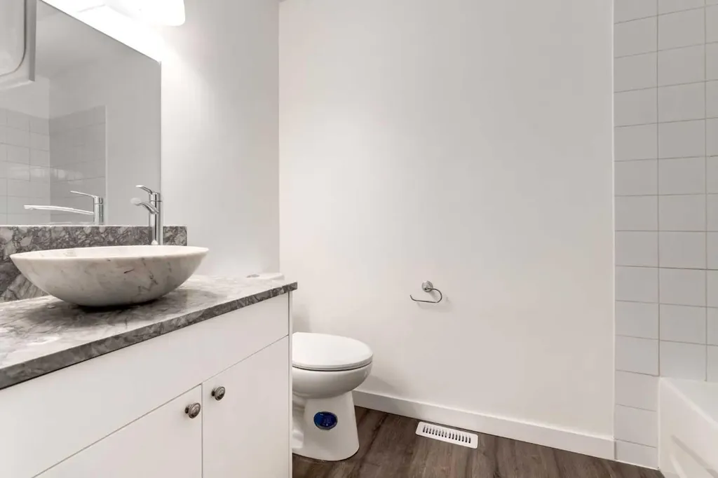 33 Martindale Court NE Calgary AB T3J 2V8