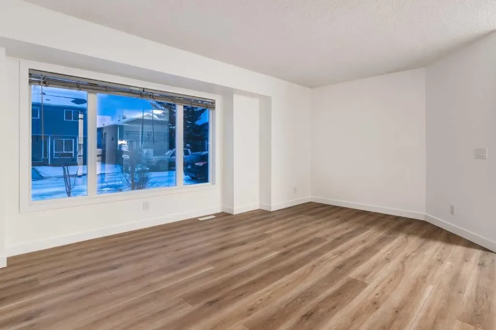 33 Martindale Court NE Calgary AB T3J 2V8