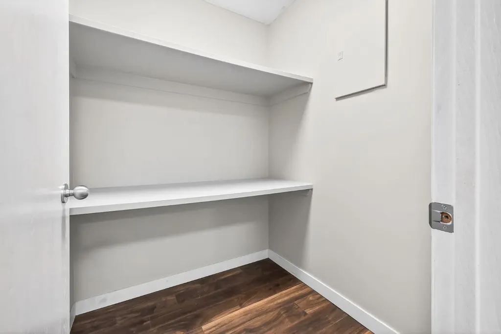 835 19 Avenue SW Calgary AB T2T0H6
